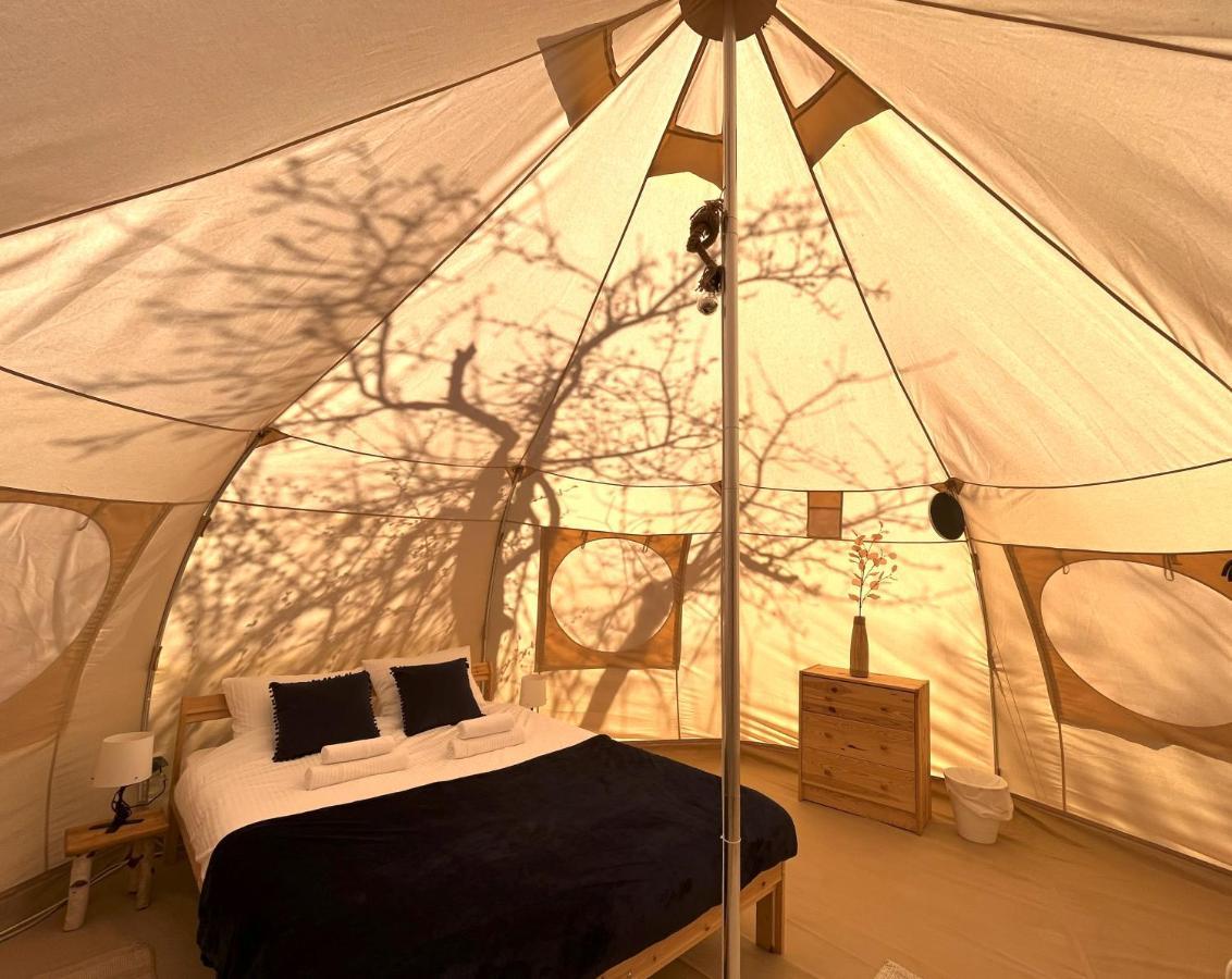 Flore'S Garden Glamping Bran  Ngoại thất bức ảnh